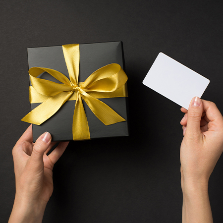 Adding a Colorful Touch to Your Gift Box: Motto Cards!