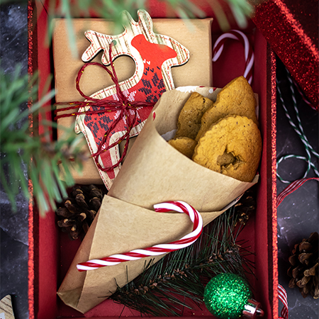 How To Implement Christmas Spirit On Your Packages? 