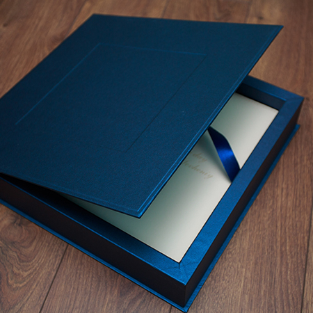 Laminated Luxury Cardboard Bags: Durable and Stylish Packaging Solutions