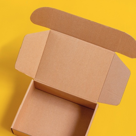 Oluklu Kutuyu İdeal Bir Ambalaj Çözümü Olarak Öne Çıkaran 5 Nitelik