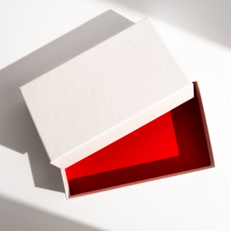 The Psychology of Luxury Packaging: How It Influences Buying Decisions?