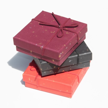 Attract Your Customers With Elegant Gift Box Options