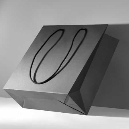 Functionality or Aesthetics: The Historical Dichotomy of the Packaging Industry