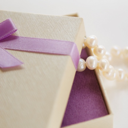 How We Craft Exclusive Packaging Solutions for High-End Brands