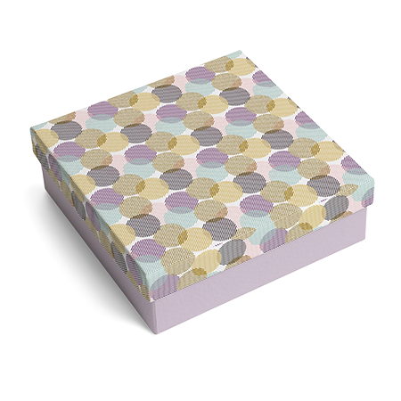 Geometric Shapes Decorating France's E-Commerce Boxes