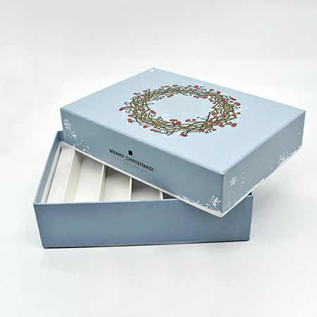 Reflect Winter Colors To Your E-Commerce Box Designs