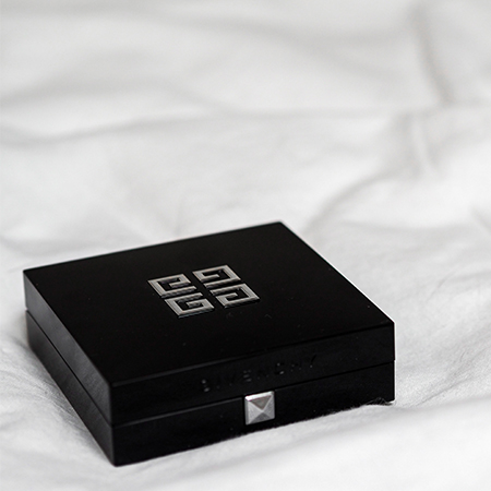 İlham Veren 3 Siyah Ambalaj Markası