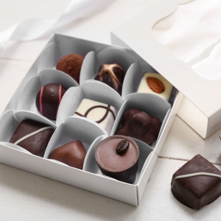 What Advantages Do Compartment Boxes Provide Over Regular Boxes?