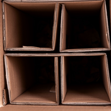 Şişelenmiş Zeytinyağı Ürünlerinizi Neden Kutusuz Bir Şekilde Sunmamalısınız?